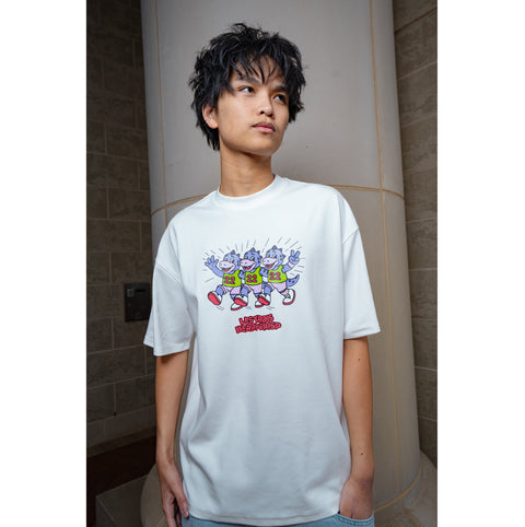 "Le Trois" Crispy Tee
